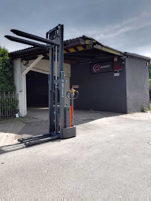 Wózek Masztowy 1200kg 2500mm Paleciak Elektryczny