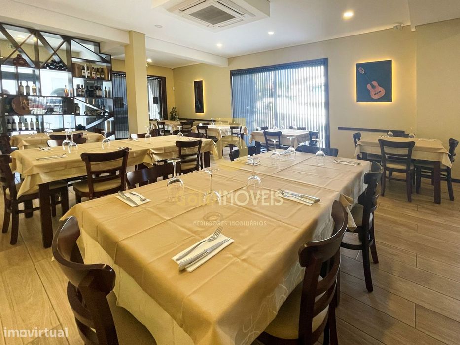 Loja  Venda em Sobrado e Bairros,Castelo de Paiva