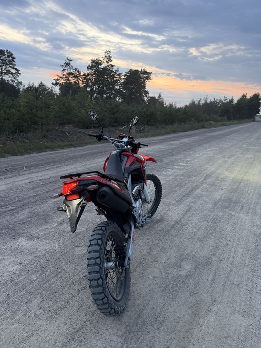 Продам лонкін 300