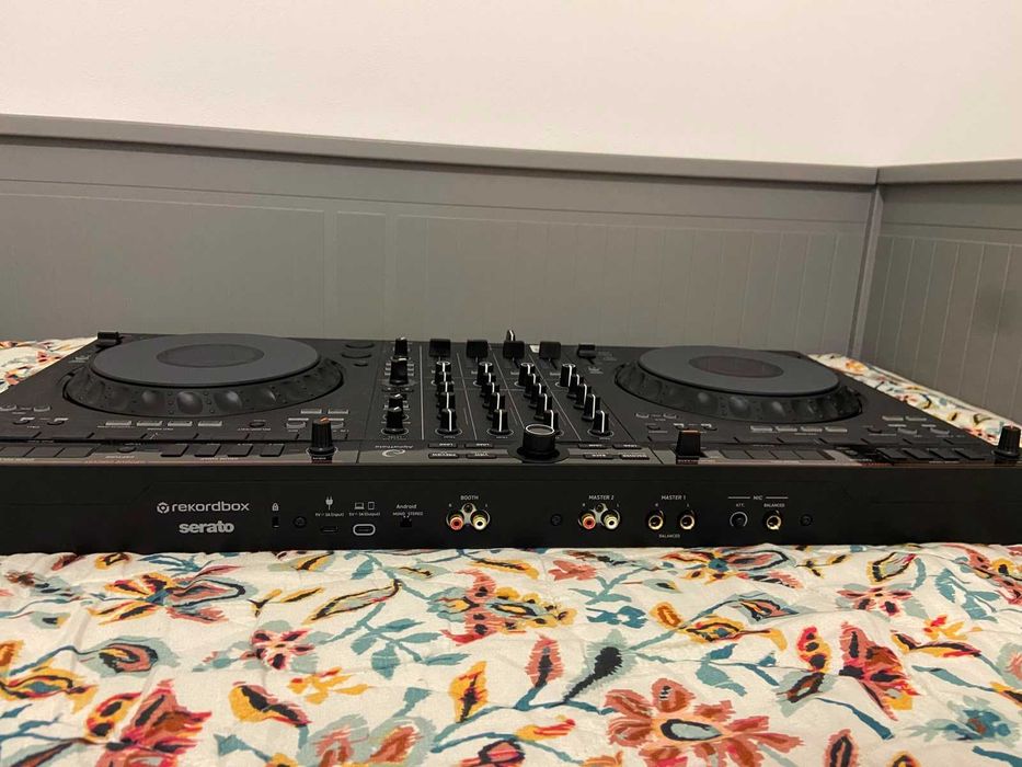 Vendo AlphaTheta DDJ-GRV6 (Novo) + Saco AlphaTheta DJC-GRV6 & Cabos