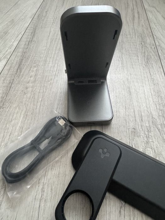 Бездротова зарядна станція Spigen OneTap Pro 3 (S318W)