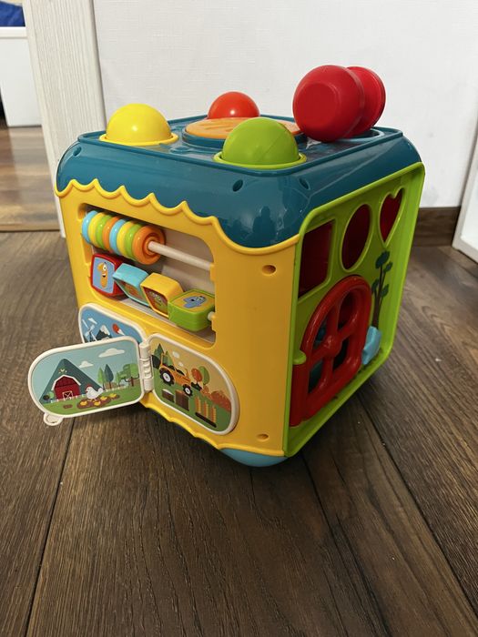 Музикальний бізі куб