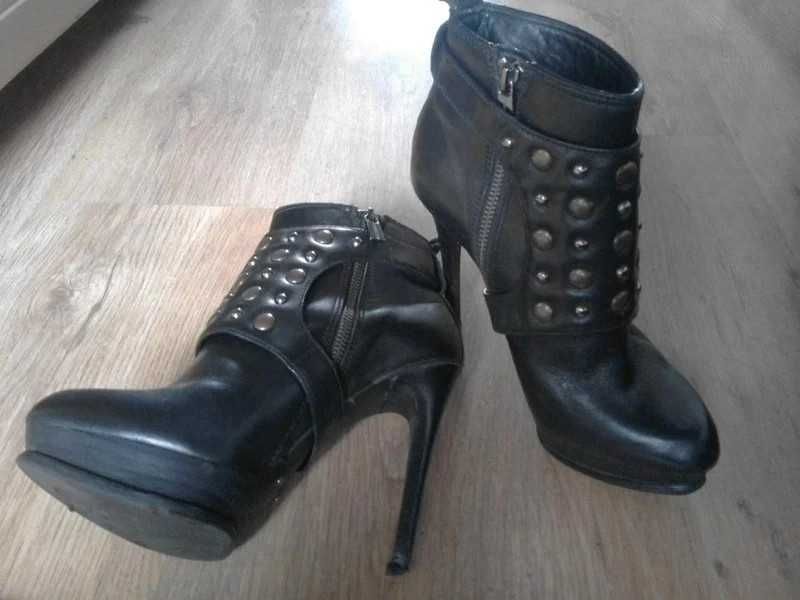 Wspaniałe skórzane buty/botki  Michael Kors r.37