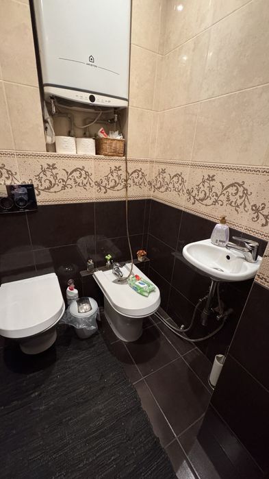 Мойка окон,прибирання під'їздів,приміщення,уборка квартир, домов