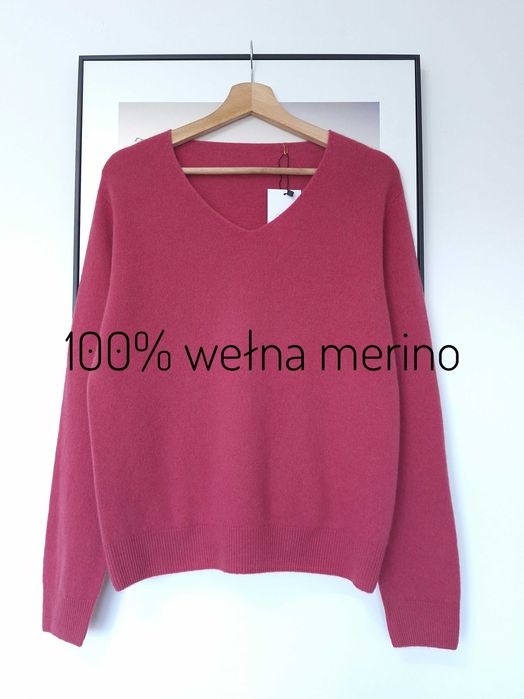 Sweter damski dekolt serek intensywny różowy 100% wełna merino