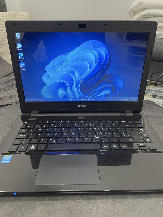 Notebook    Acer