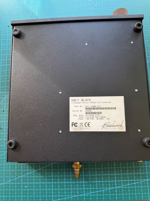 Benchmark DAC1 - czarny