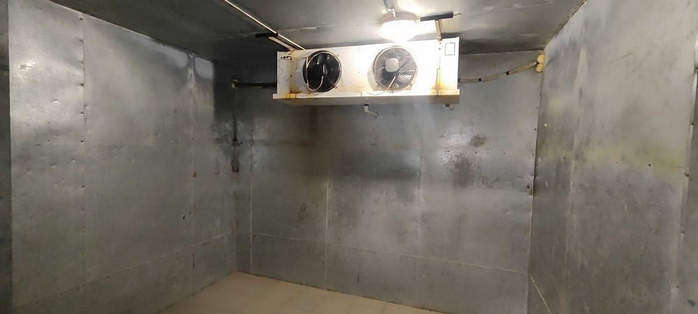 Продам комерційну нерухомість.Прибутковий готовий бізнес.Рибний цех