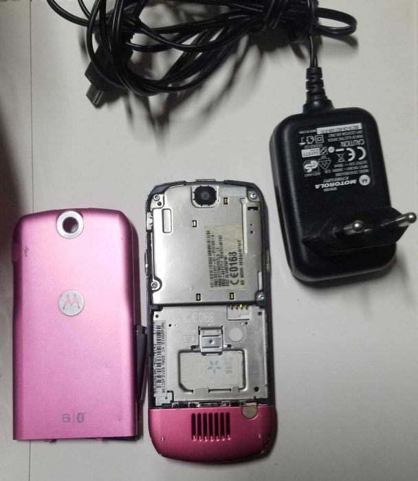 Телефон Motorola L6 nokia зарядкой не sharp