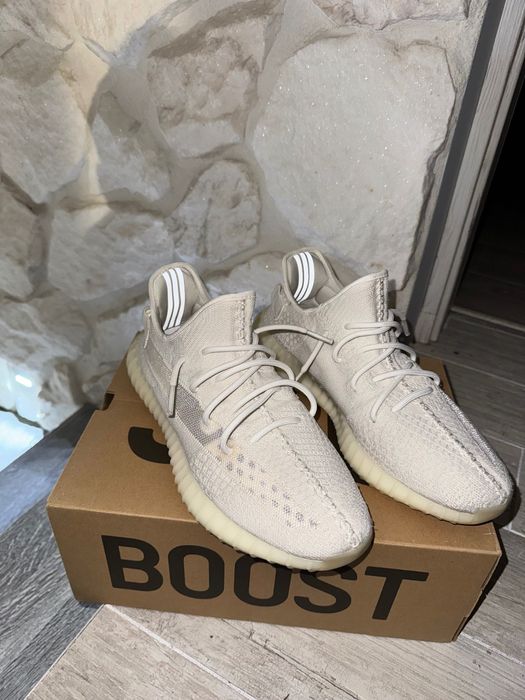 Yeezy Boost 350 V2 Bone - rozmiar 46 2/3
