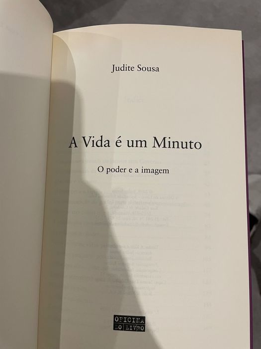 Livro “ A vida é um minuto”
