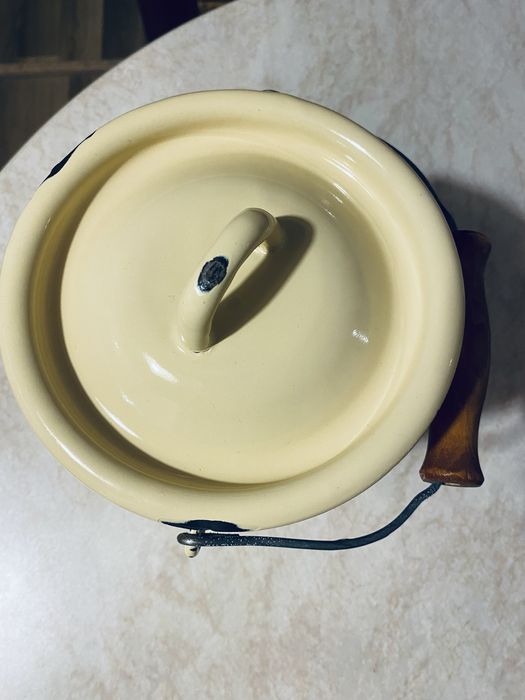 Бідон емальований кастрюля банка збанок