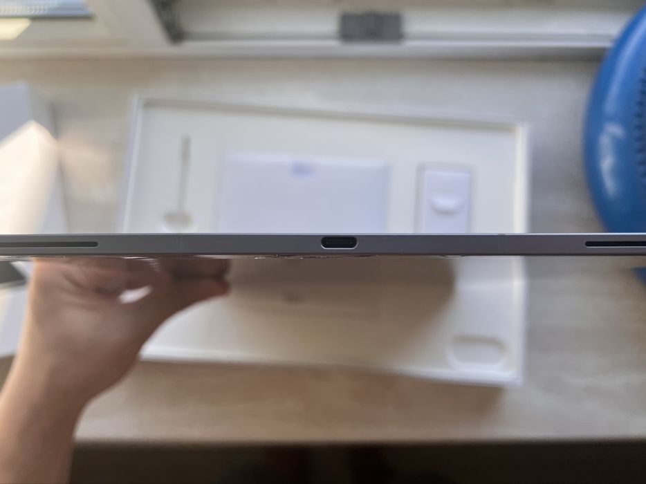 Samsung Galaxy Tab S11 Ultra - новый, разбит экран