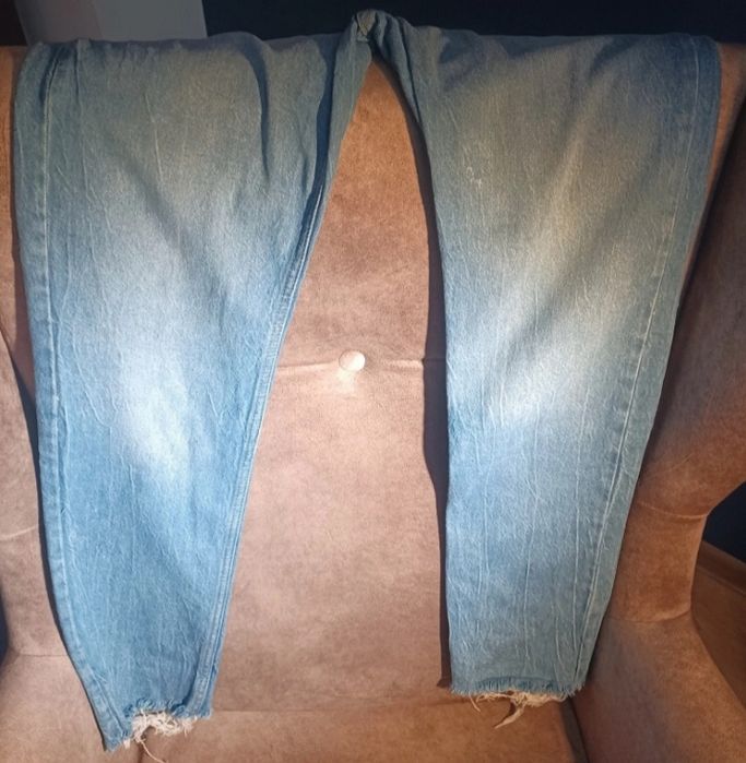 Spodnie jeansowe Bershka rozmiar M