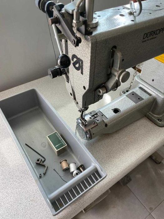 Maquina costura industrial Durkopp Adler205 coser coisas extra grossas