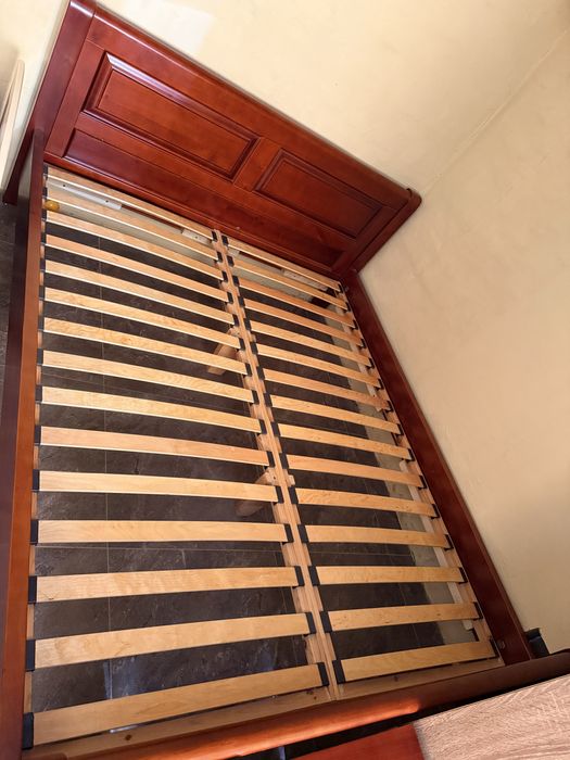 Ліжко, комод, тумби