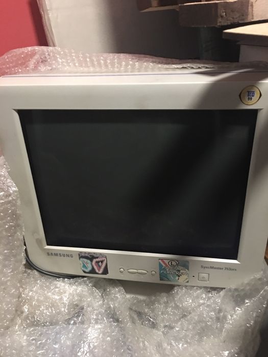 Monitor retro kineskopowy Samsung SyncMaster 753DFX