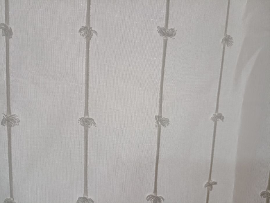 Cortina branco pérola