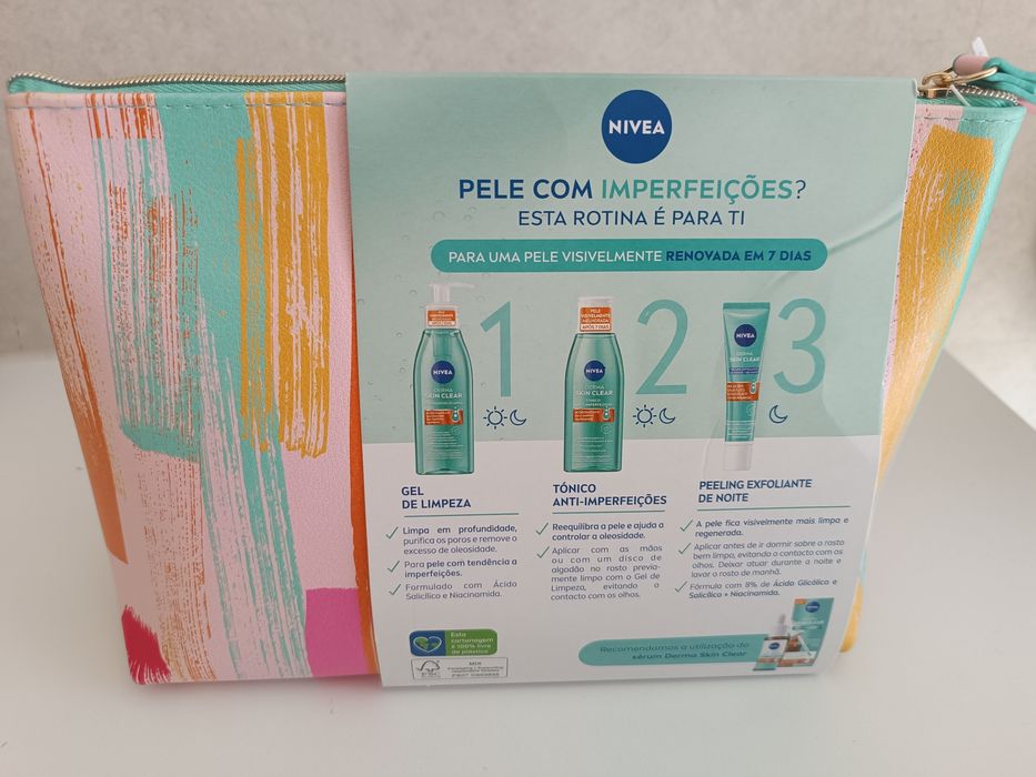 Kit Nivea derma skin clear