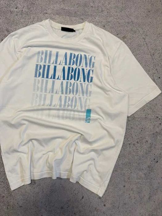 Biała koszulka z niebieskim nadrukiem Billabong - Size M