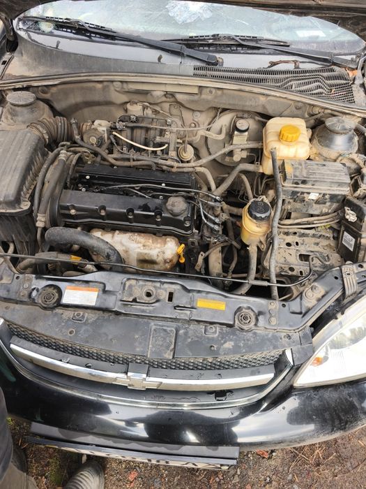 Продам Chevy Lacetti 1.6