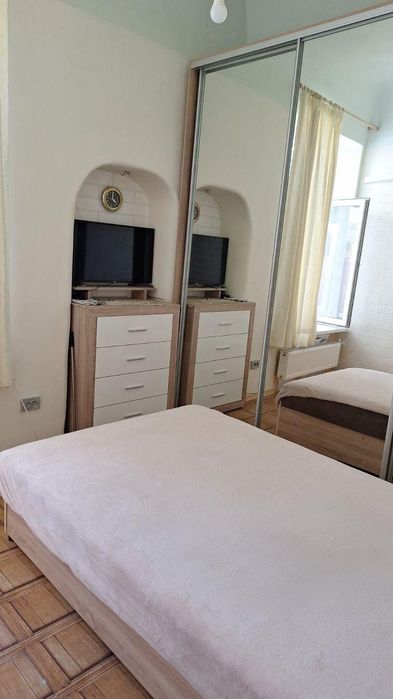 Продам 3-х ком квартиру с ремонтом на ул. Жуковского (3-236-541)