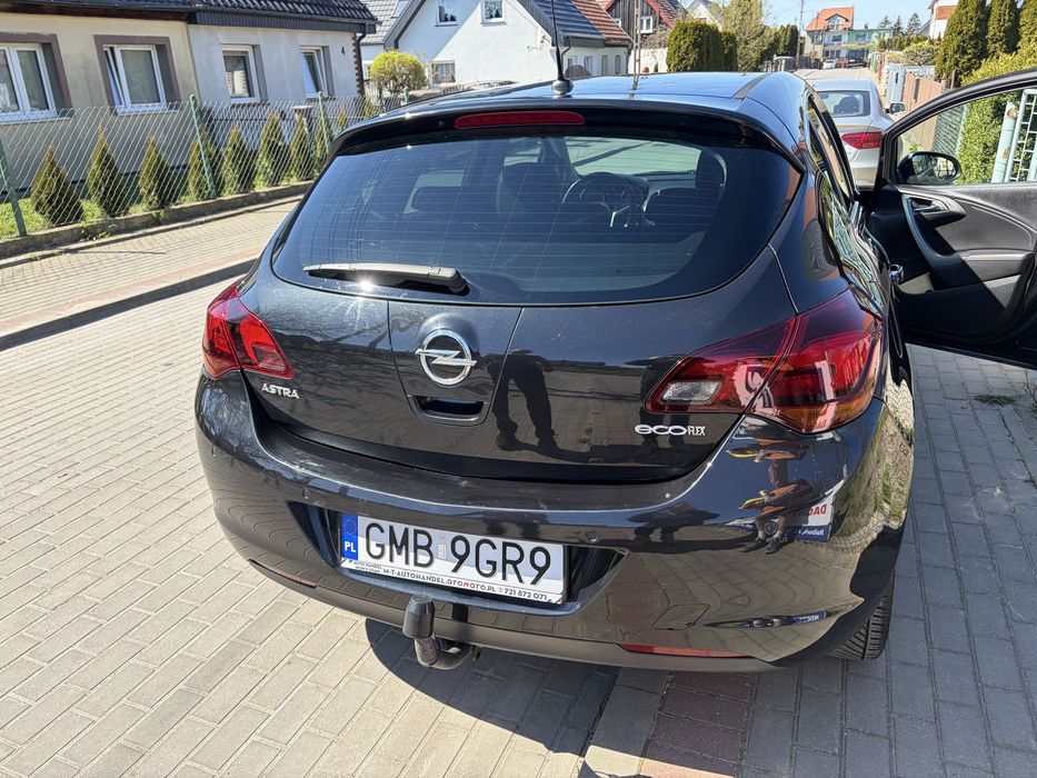 Opel Astra J 1.7 CDTI ecoFLEX 110 KM