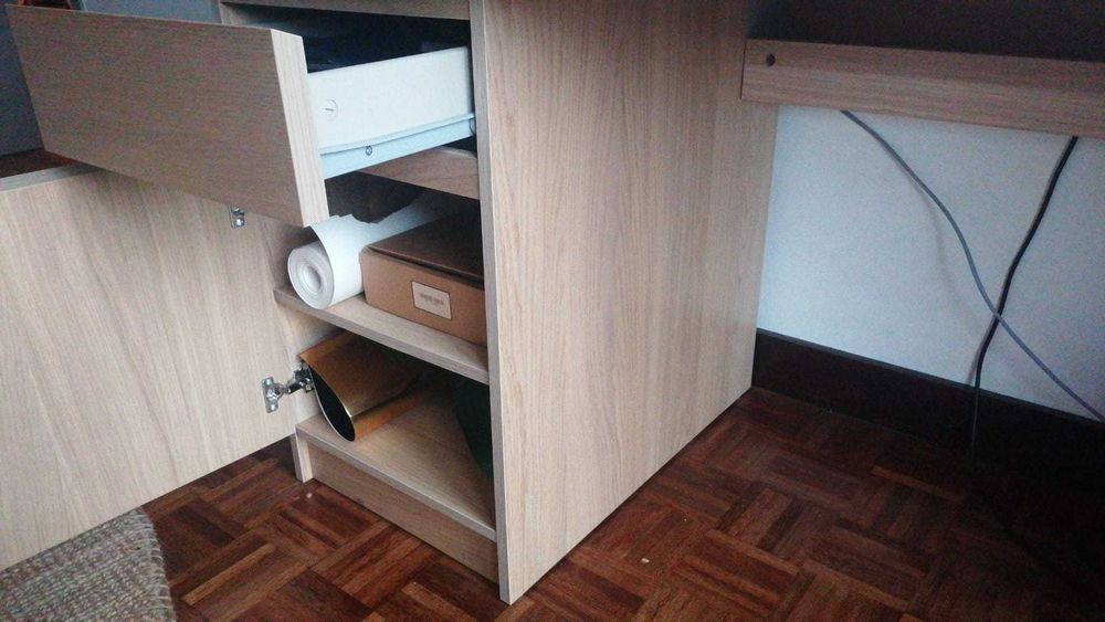 Secretária MALM do ikea