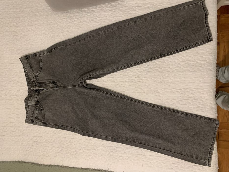 Calças jeans Cinzentas