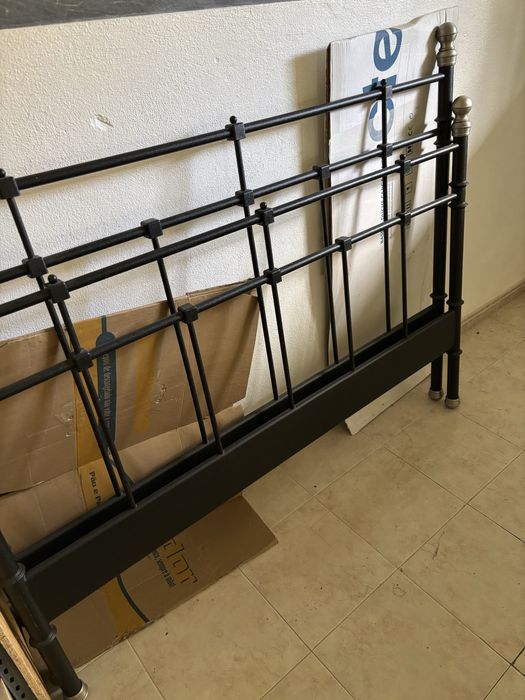 Cama em ótimo estado  - para desocupar