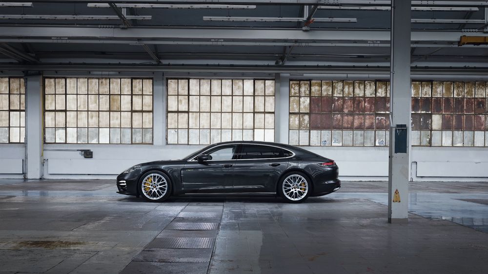 Porsche Panamera foto 2