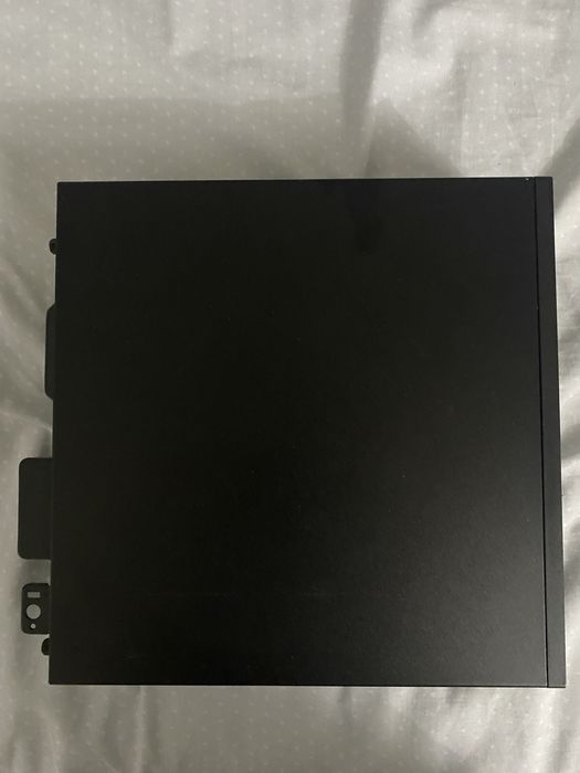 Desktop DELL 5060 (Intel Core i7-8700 - RAM: 8 GB - 256 GB SSD - Intel UHD Graphics 630)