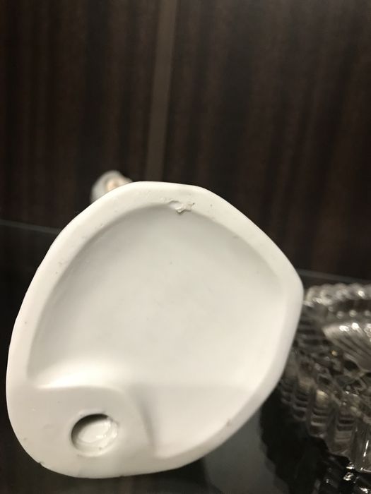 Статуетка фарфор