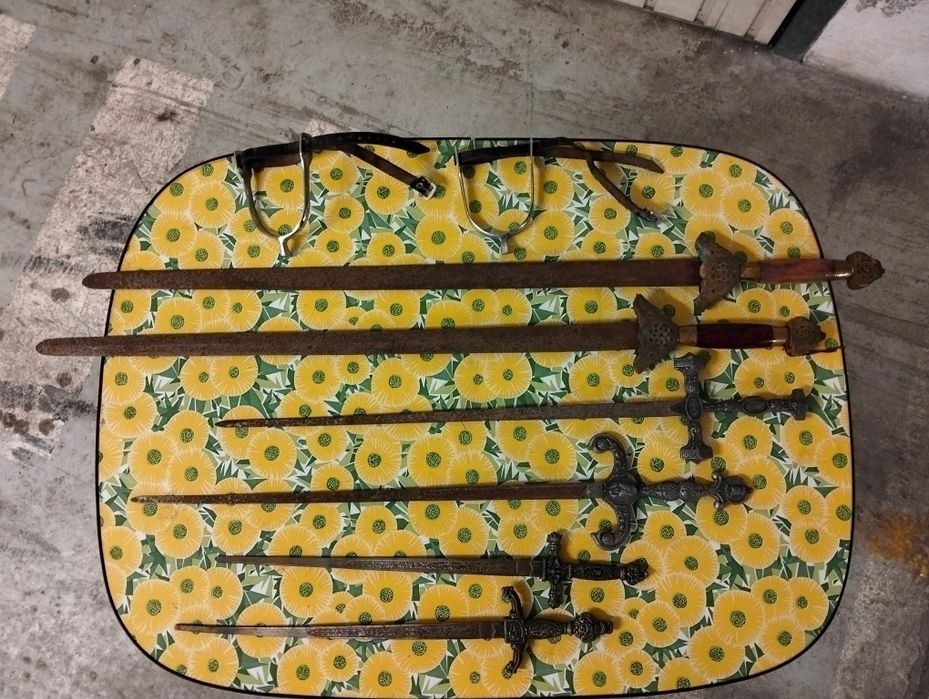 Conjunto Várias Peças em Metal