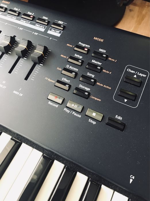 Kurzweil PC-361 Performance controller