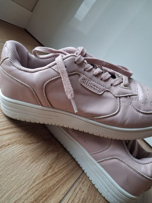 Ellesse buty trampki pudrowe damskie 41