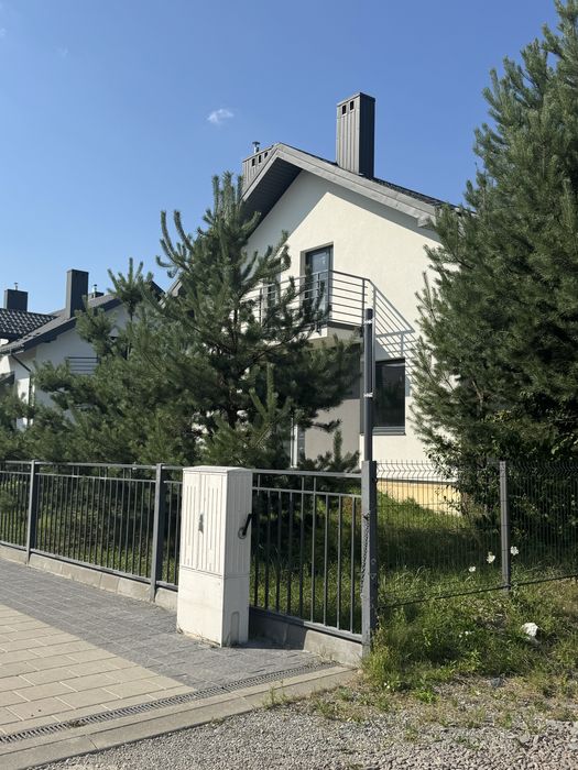 Продаж  котеджу у Бірках Proud Hills