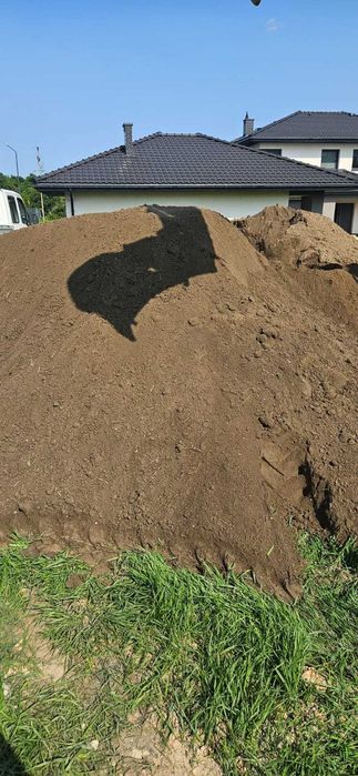 Sprzedam ziemię sianą