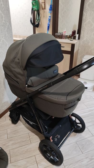 Коляска Inglesina aptica xt