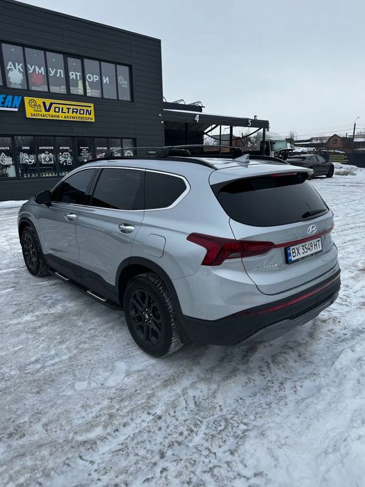 Продам авто Hyundai Santa Fe 2022 року