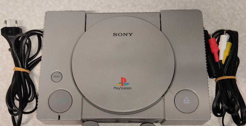 Consola Playstation 1 Fat Chipada, Impecável