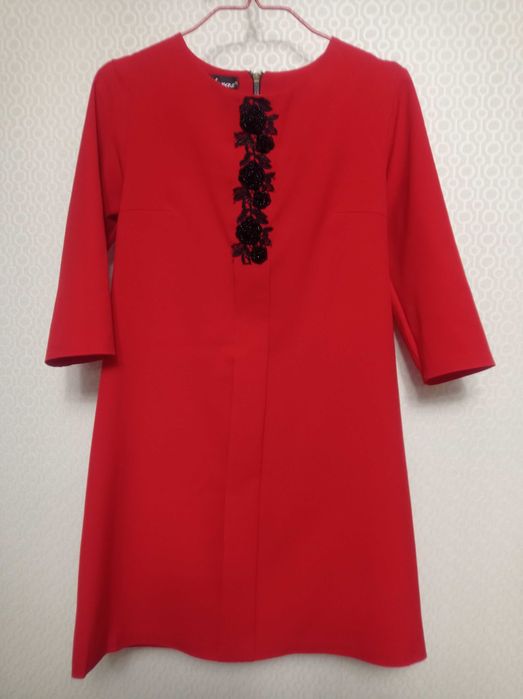 Червона сукня вишивка бісер