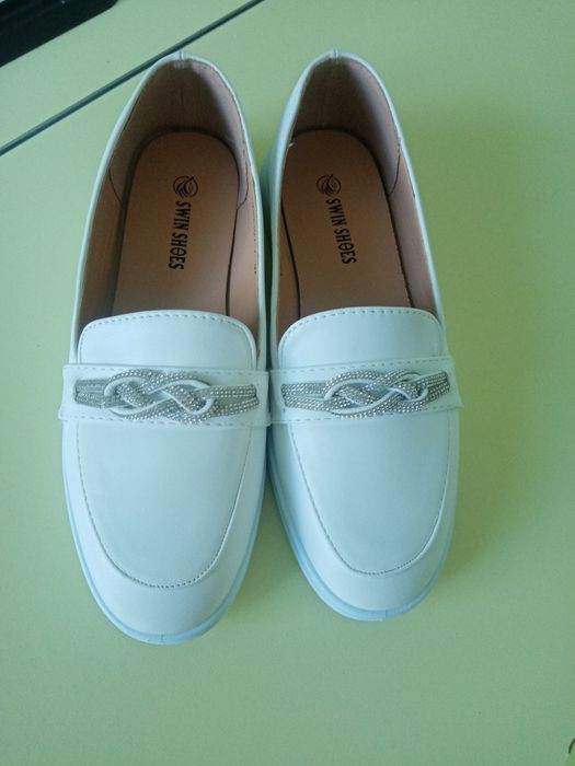 Балетки жіночі..