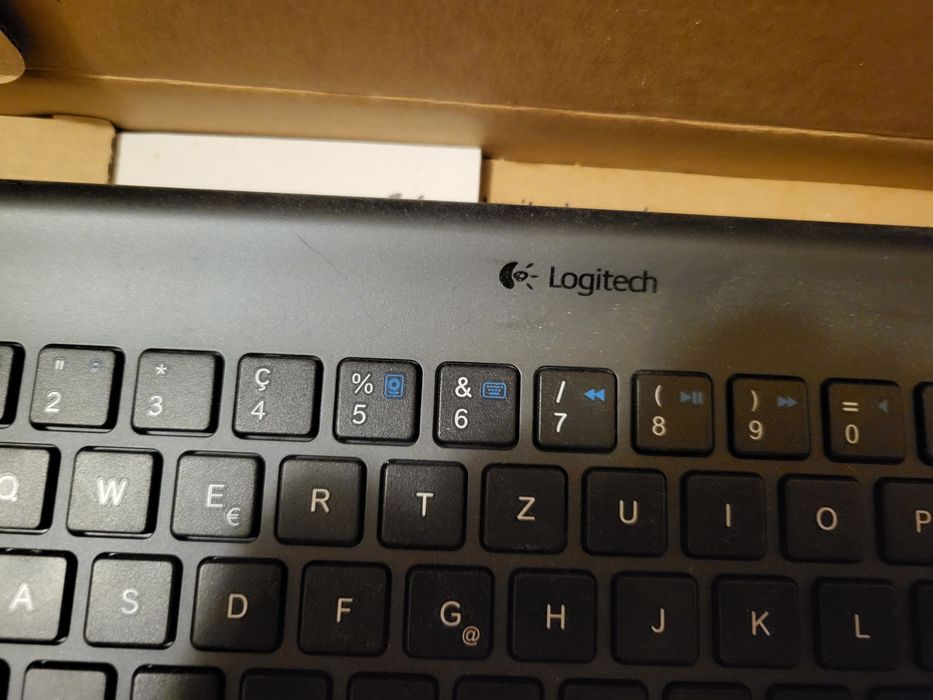 Logitech Tablet  Keyboard клавиатуры
