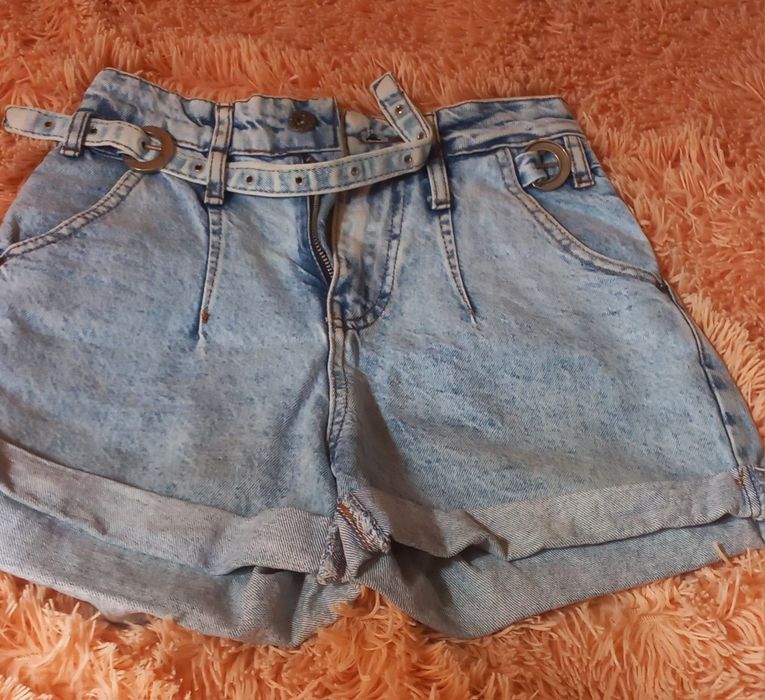 Джинсы   женские плюс шорты в подарок