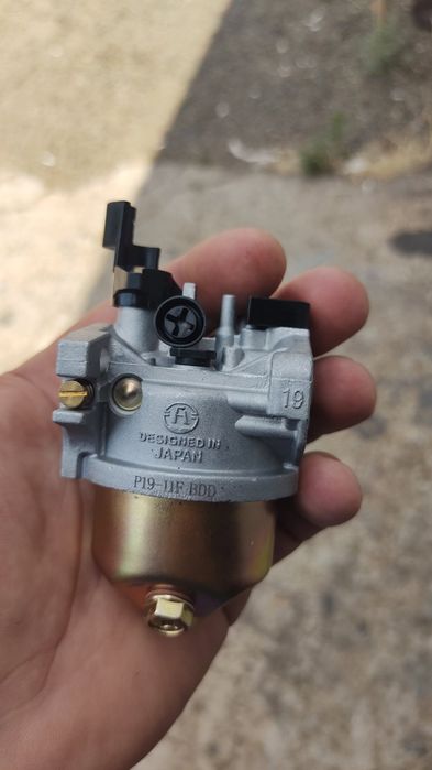 Карбюратор на бензогенератор.