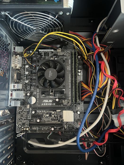Компютер в гарному стані(amd a8 7600)