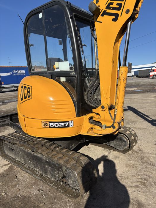 Екскаватор JCB 8027. 8030
