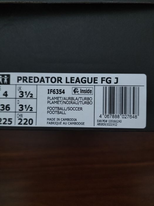 Chuteiras futebol adidas Predator novas