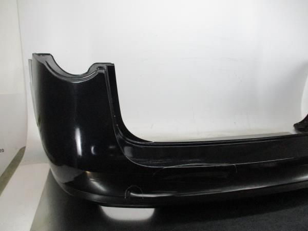 Pára-choques trás VOLKSWAGEN Passat (3C2)